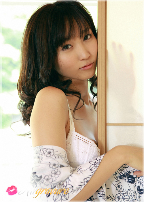  [Allgravure] 2013.05.22 清纯唯美新图三套 [72P]