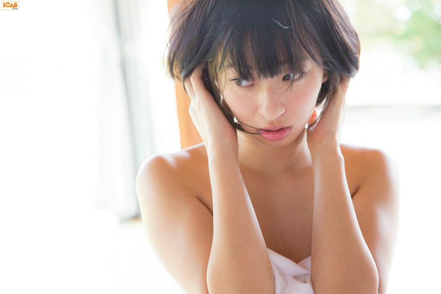 [BOMB.tv] GRAVURE Channel 2016.03 Yuka Kuramochi 倉持由香 [95P3V135MB]