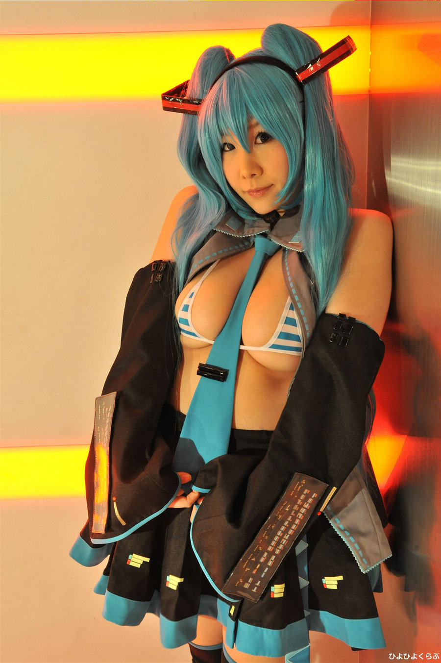 (Cosplay) [ひよひよくらぶ (丹雫ひよ)] KUIKOMI-PARADISE 02 Miku [392P144MB]