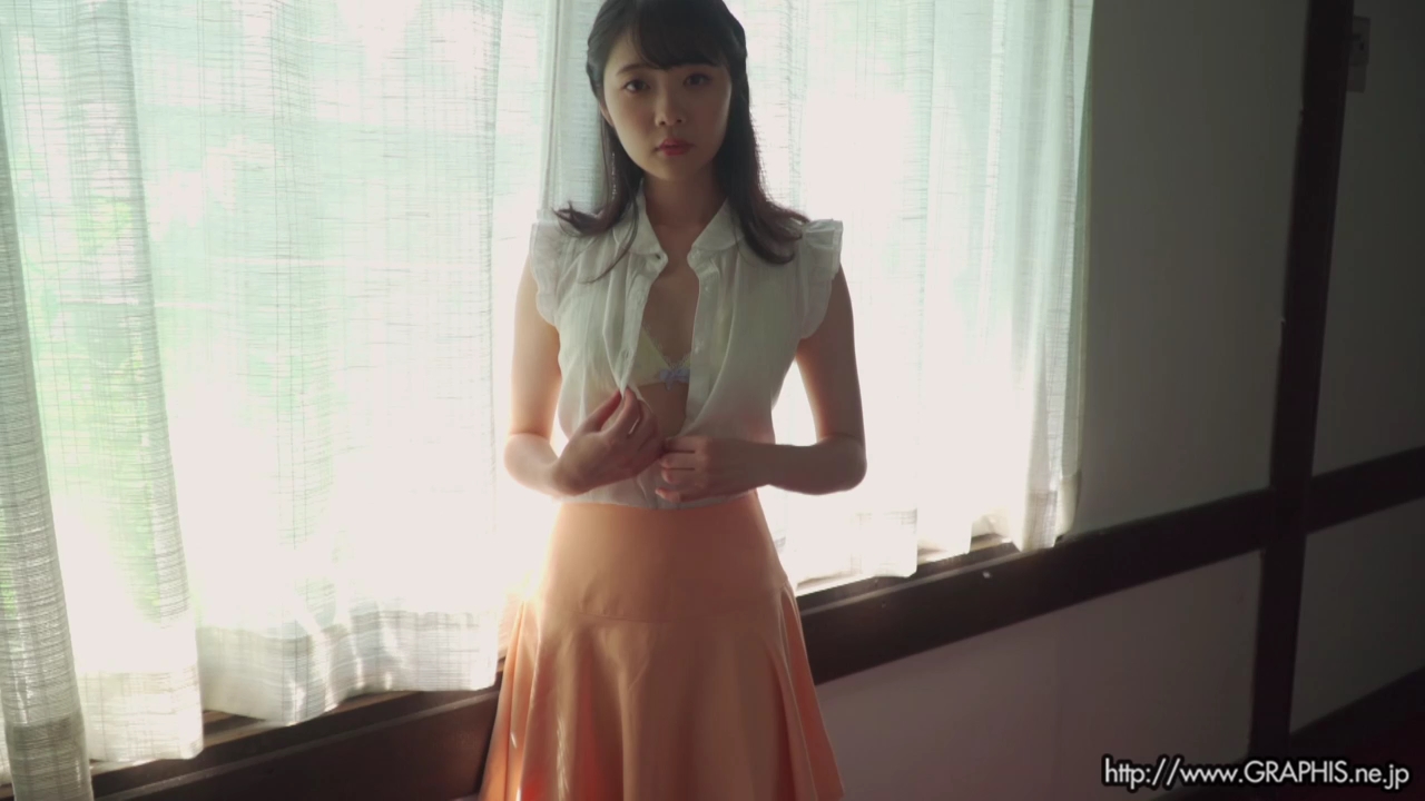 [Graphis] Ema Futaba 二葉エマ『 Be natural 』MOVIE 02 [323MB]