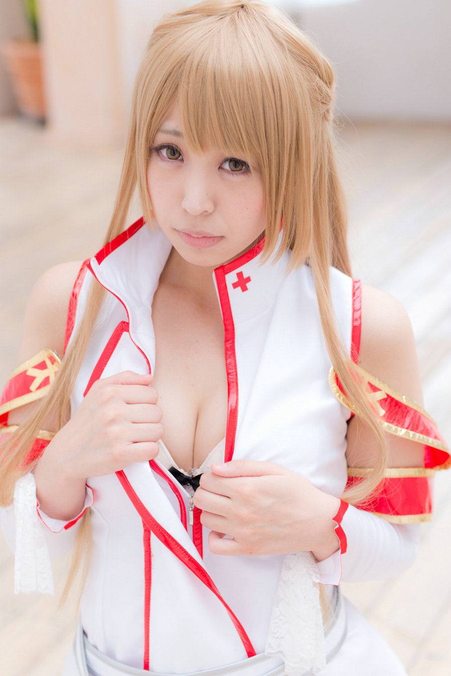 (Cosplay)[Sundome Iinkai] Tugu つぐ - Tsugu Online つぐおんらいん (SAO)[200P94MB]