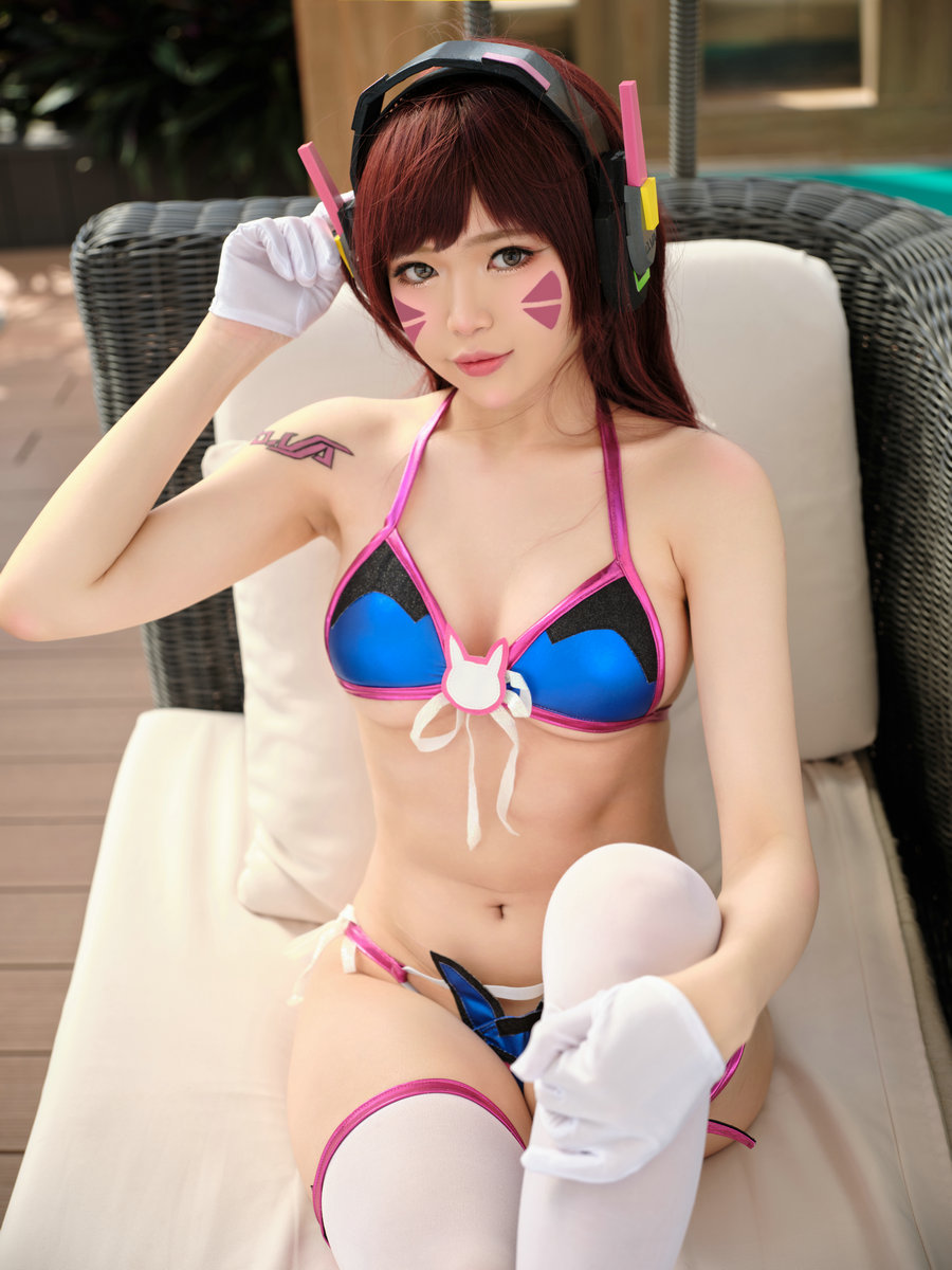 ZinieQ - Overwatch DVA Swimsuit [10P-362MB]