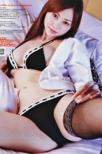 [BLACKBOX] 2010 No.03 Yoko Kumada 熊田曜子 [29P]