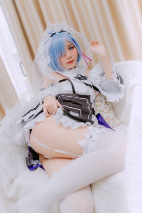 PoppaChan - Rem maid-Re-Zero [20P-105MB]