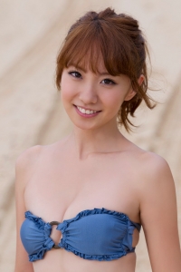 [Young Magazine] 2012 No.47 丸高愛実 西崎莉麻 山本梓 [30P]