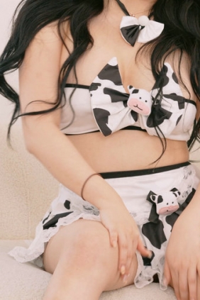 Hani - Cow Costume [MP4-3.26GB]